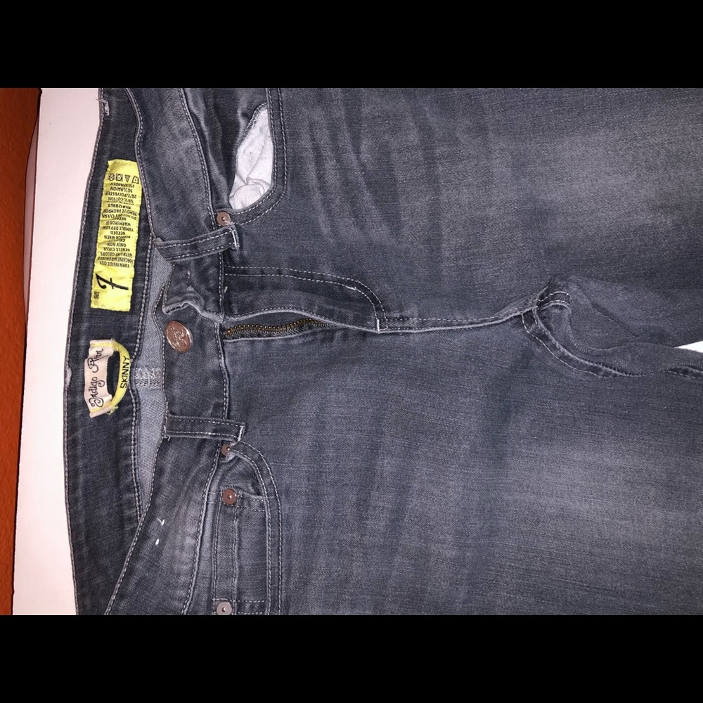 jeans